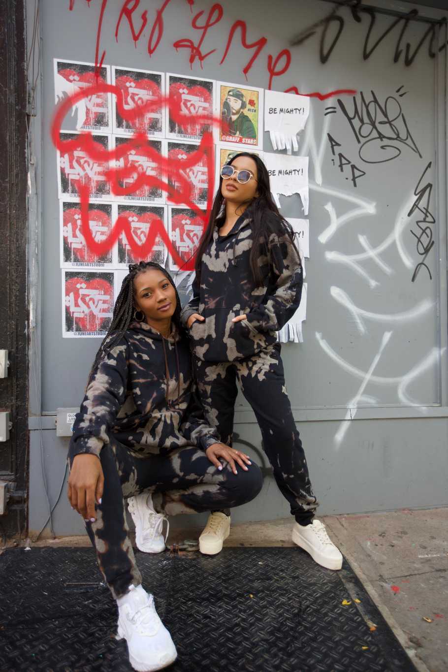 Reverse Tie-Dye Set